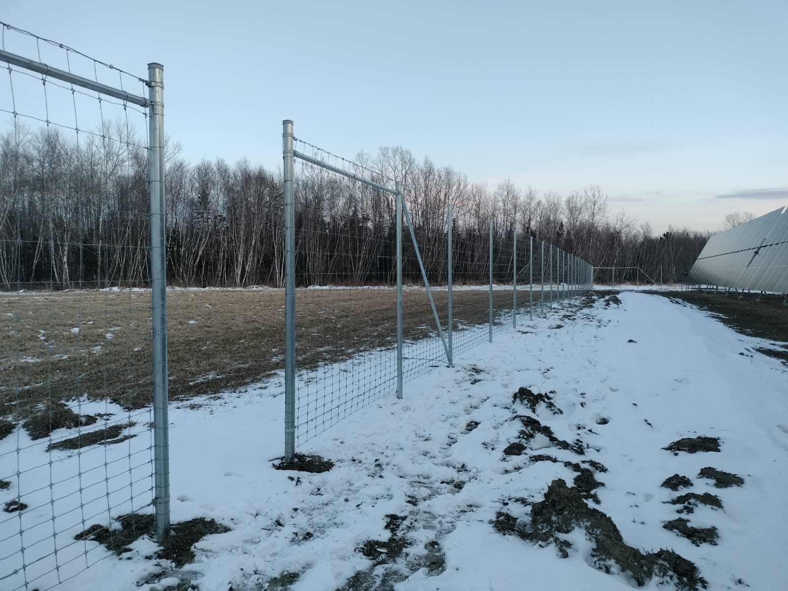 Custom gate installation